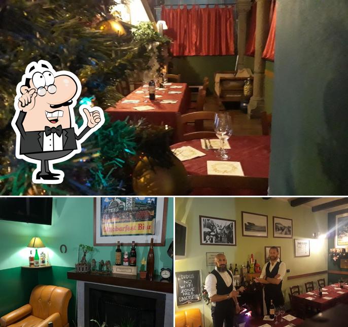 Gli interni di Ovidius Pub