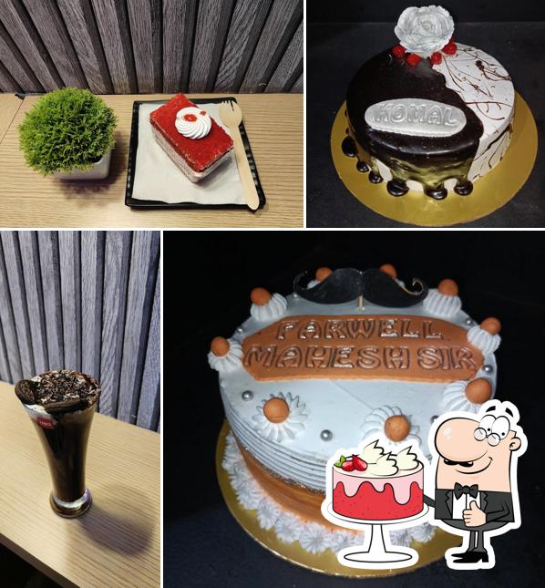 Red velvet cake at Arun's Cafe