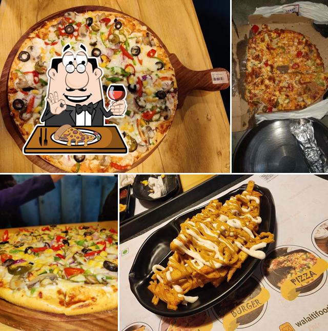 Try out pizza at Walaiti food