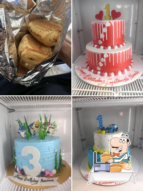 Garlic bread at Brown Bear Bakers, Bachupally