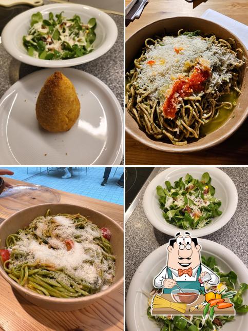 Spaghetti alla bolognese al Coop Sapori d'Italia Airport The Circle