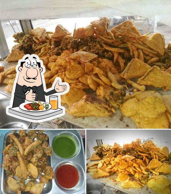 Meals at Kake di mashoor rehdi