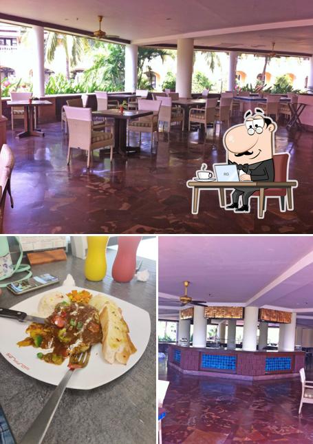 The photo of interior and food at Sea B Q