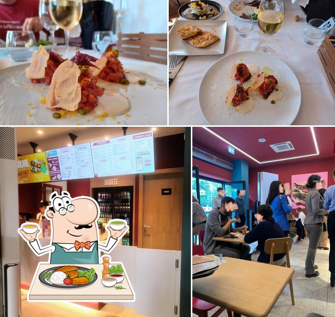 La cibo e interni del ristorante
