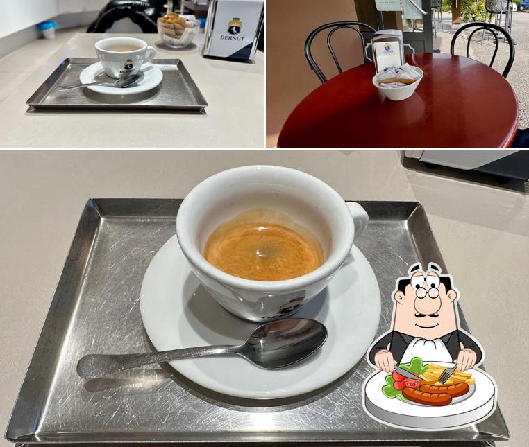 Platti al Pasticceria Caffetteria Elite di Maya