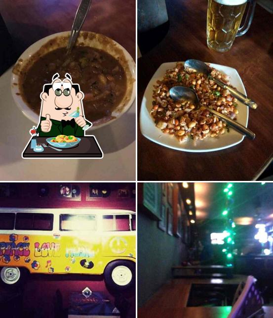 Meals at Peco's Pub
