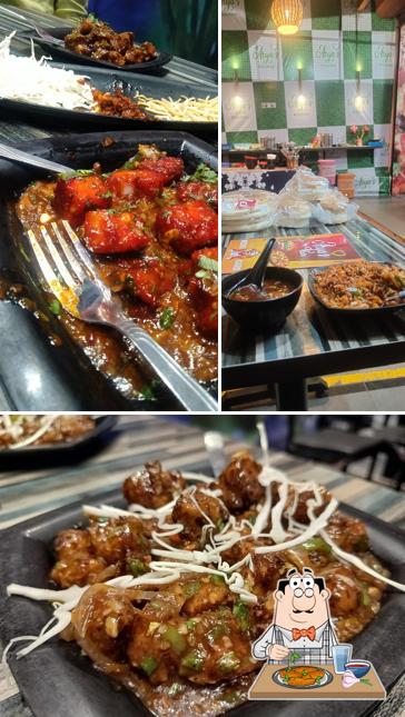 Chicken wings at Arya's cafe & Hotel