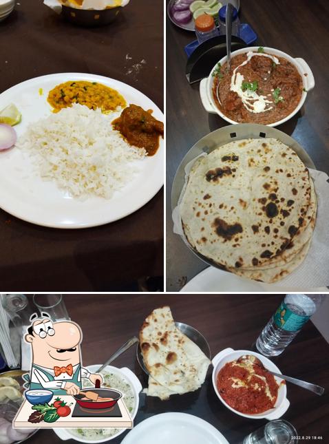Chicken curry at Bee Food Land