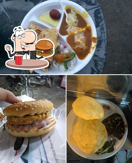 Order a burger at Gol Hatti