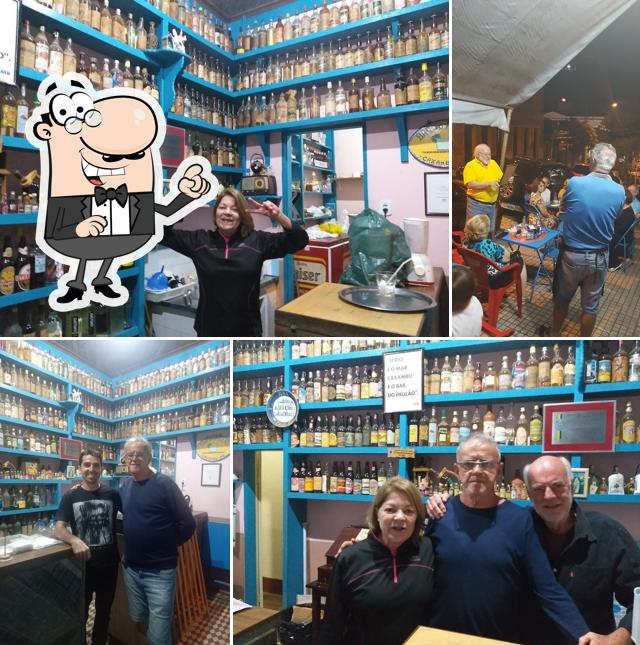 O interior do Bar do Paulão