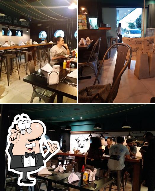 Veja imagens do interior do Genuína Hamburgueria