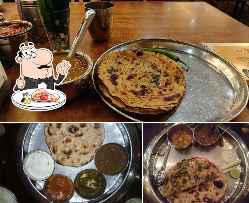Pick pizza at Haveli
