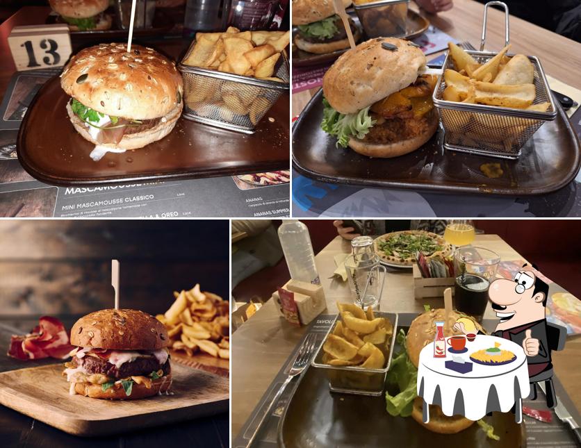 Ordina un hamburger a Ristorante Giustospirito Forlì