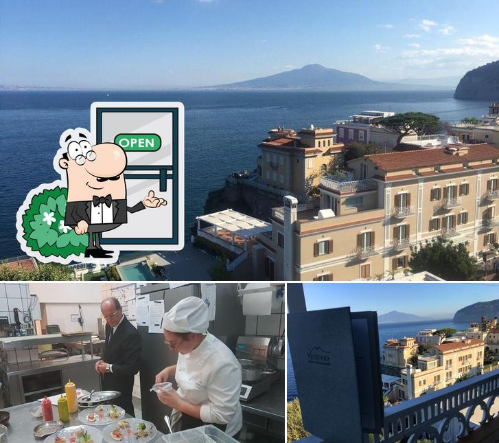 La immagine di esterno e cibo da Vesuvio Panoramic Restaurant