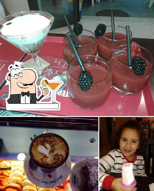 Il Diplomatico si caratterizza per la bevanda e interni