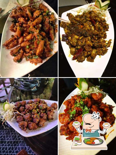 Meals at R Backyard Live