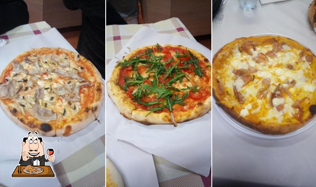 Prenditi tra le svariate varianti di pizza
