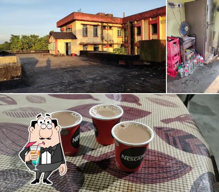 Ram Da's Canteen is distinguished by drink and exterior