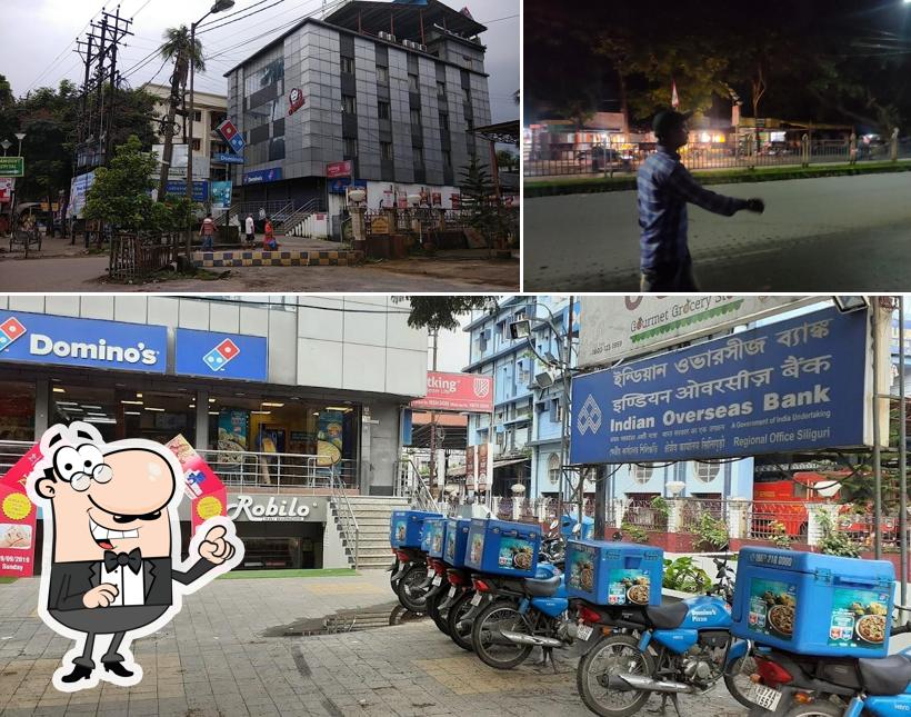 The exterior of Domino's Pizza Ojas Mall,Siliguri