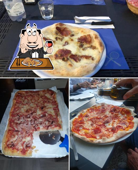 Scegli una pizza a Ristorante Pizzeria Costa Azzurra