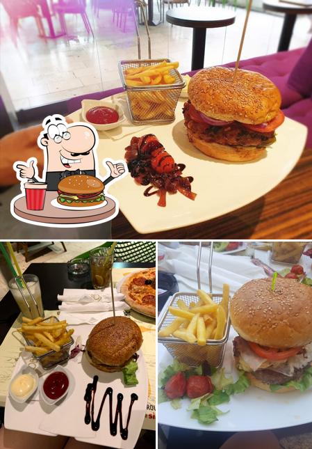 Prova un hamburger a Lobby gourmet & bar