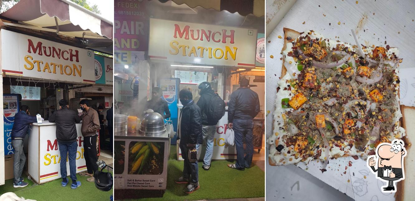 Look at the image of Munch Station