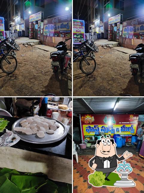 The exterior of Sri Laxmi Fastfoods & Meals