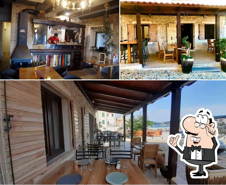 Gli interni di Konoba Kanata