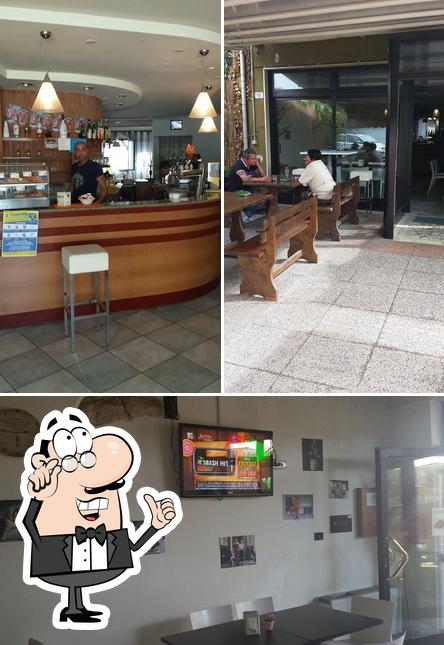 Gli interni di TIME CAFE'