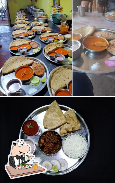 Food at Arun bhojnalay