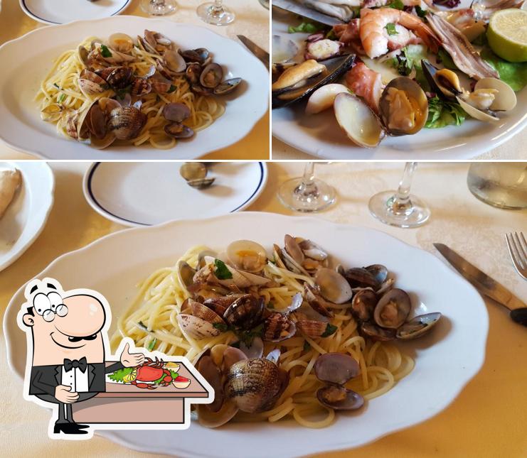 Assaggia i sapori della cucina di mare a Ristorante Pizzeria L'Amalfitana Bologna