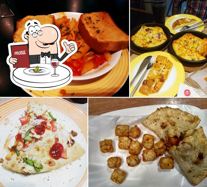Food at Pizza Hut Cine Mall, Kota