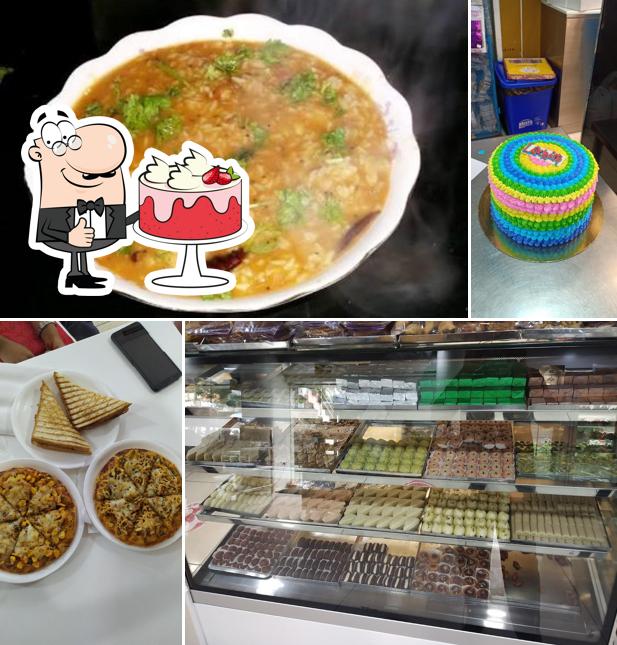 Red velvet cake at Alankar Sweets & Bakers