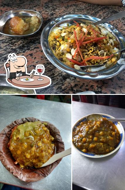 Food at Ganpat Chat
