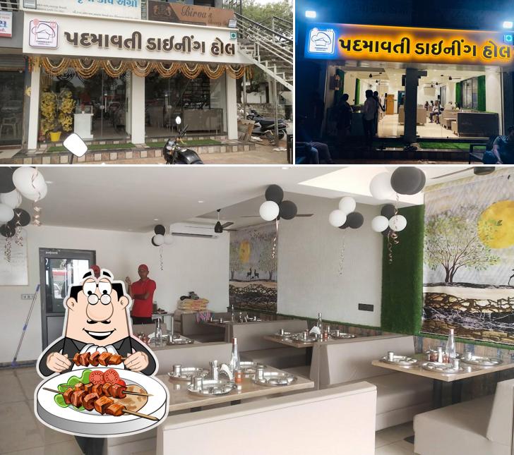 Food at PADMAVATI DINNING HALL