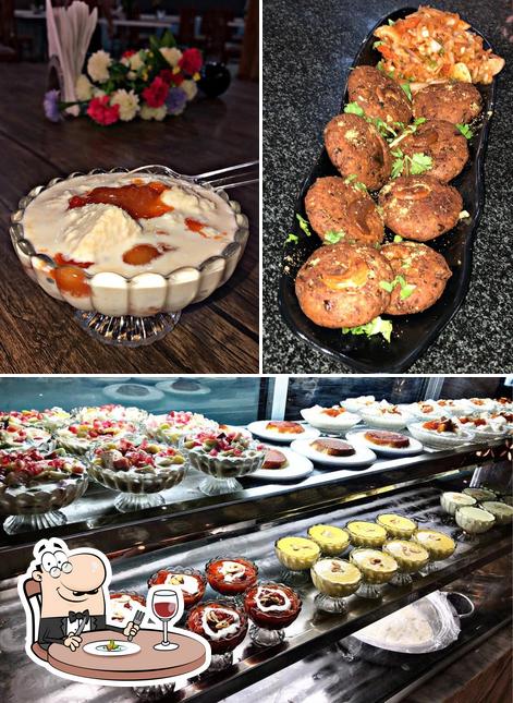 Food at SONY FAMILY RESTAURANT & ARABIAN MANDI