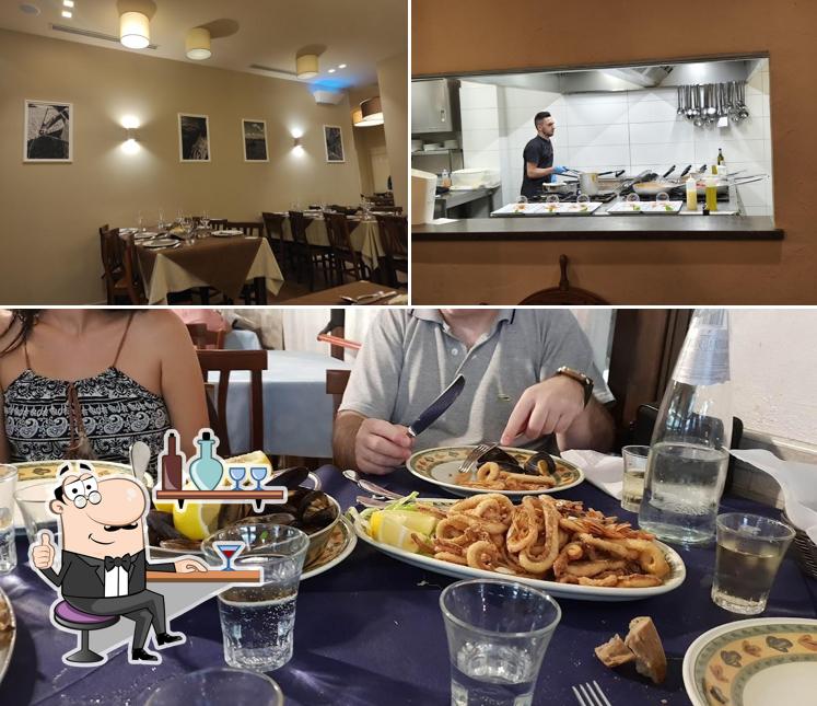 Siediti a un tavolo di Ristorante Trattoria del Pesce Fresco