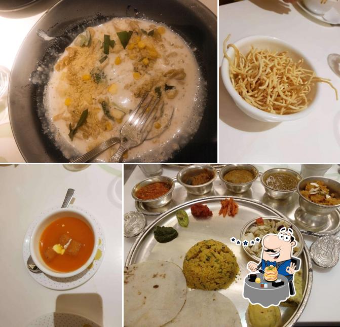 Food at Golden Chariot