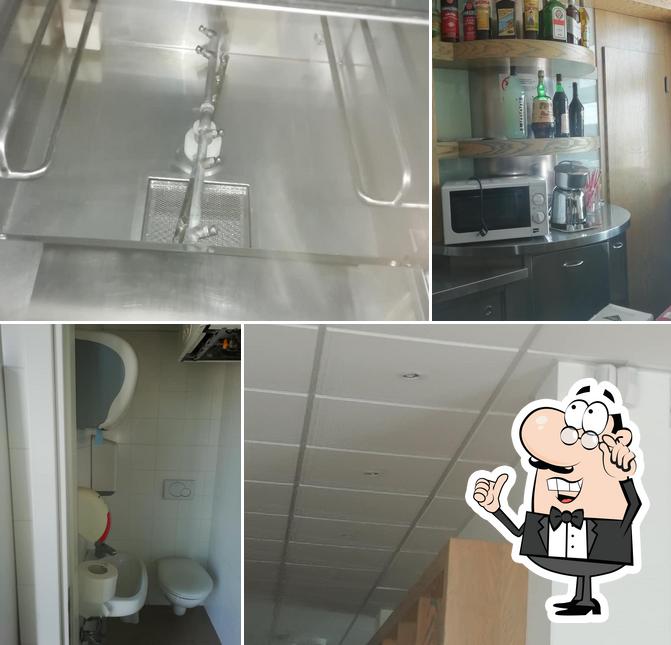 Siediti a un tavolo di Bar Ristorante Il Vortice dei Sette Venti