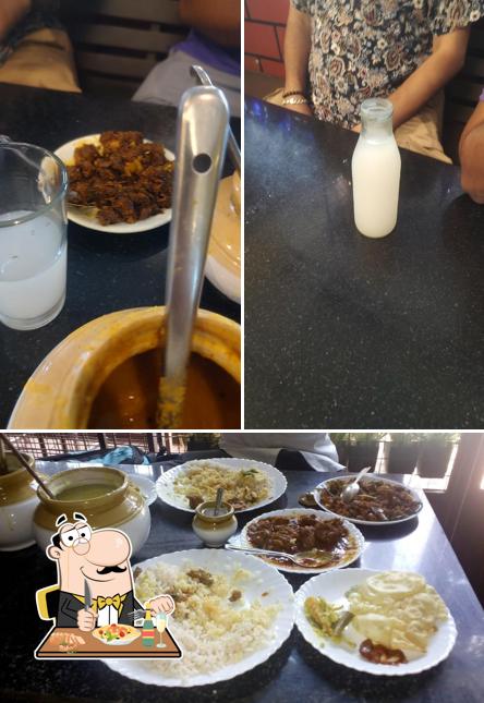 Meals at Manthoppu Family Restaurant