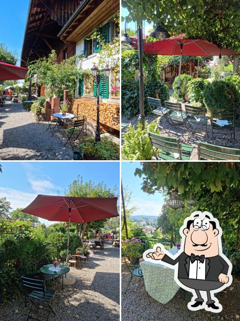 Siediti a un tavolo di Charrewäg