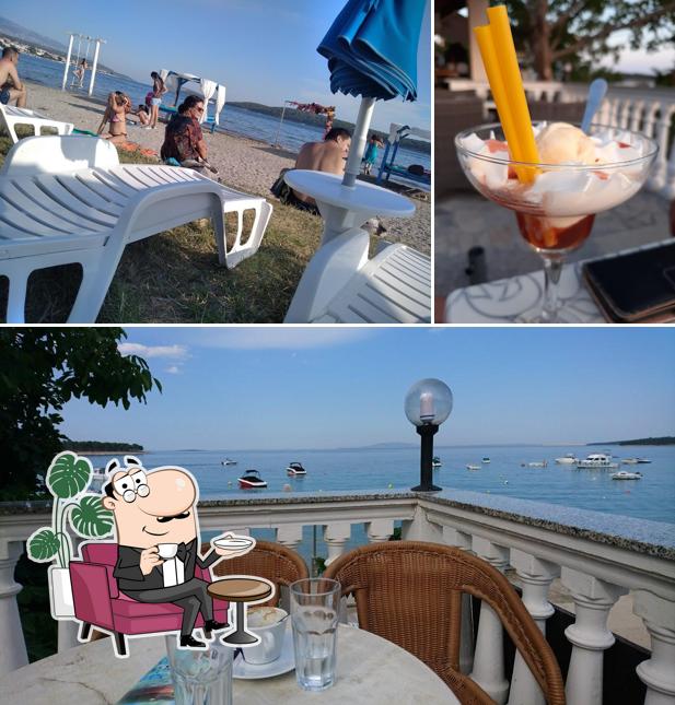 La foto della interni e dolce di Artic Bar