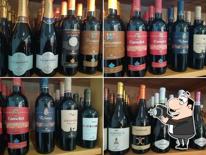 Vedi la foto di Skitì - Tipicità Siciliane Distefano