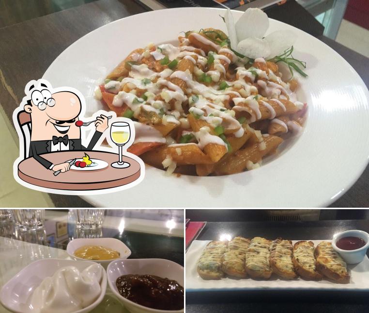 Food at Dindugal Velu Biriyani