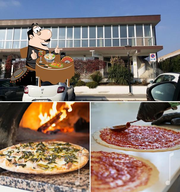Tra le diverse cose da Notedigusto si possono trovare la cibo e esterno