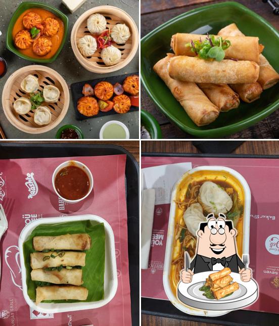 Spring rolls at Asia Seven Gomti Nagar