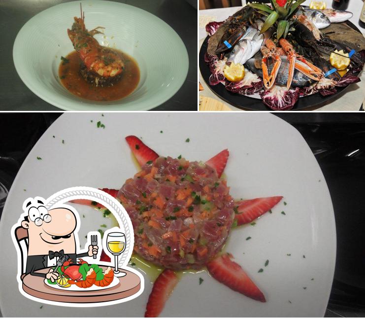 Prenditi la cucina di mare a Ristorante Enoteca L'Artista