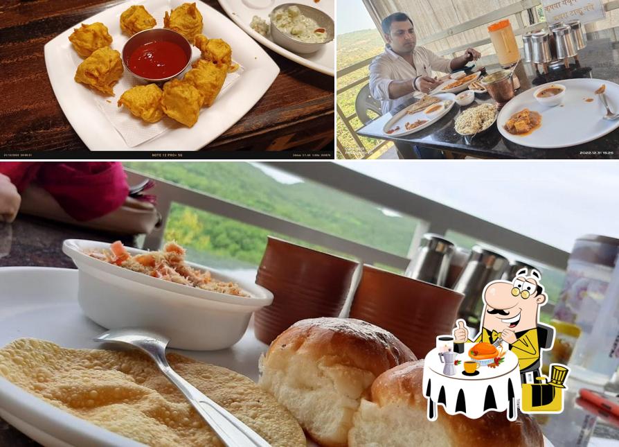 Meals at The Point Of View Resort