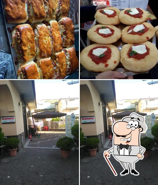 La esterno e cibo del ristorante