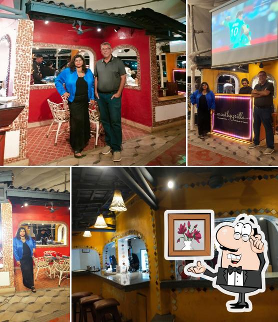 Check out how Mostly Grills looks inside